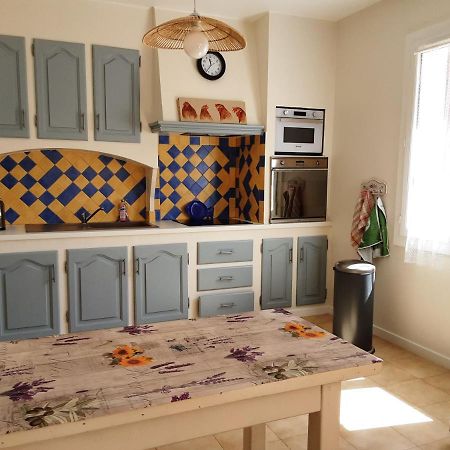 La Bonbonne En Provence Villa Travaillan ภายนอก รูปภาพ