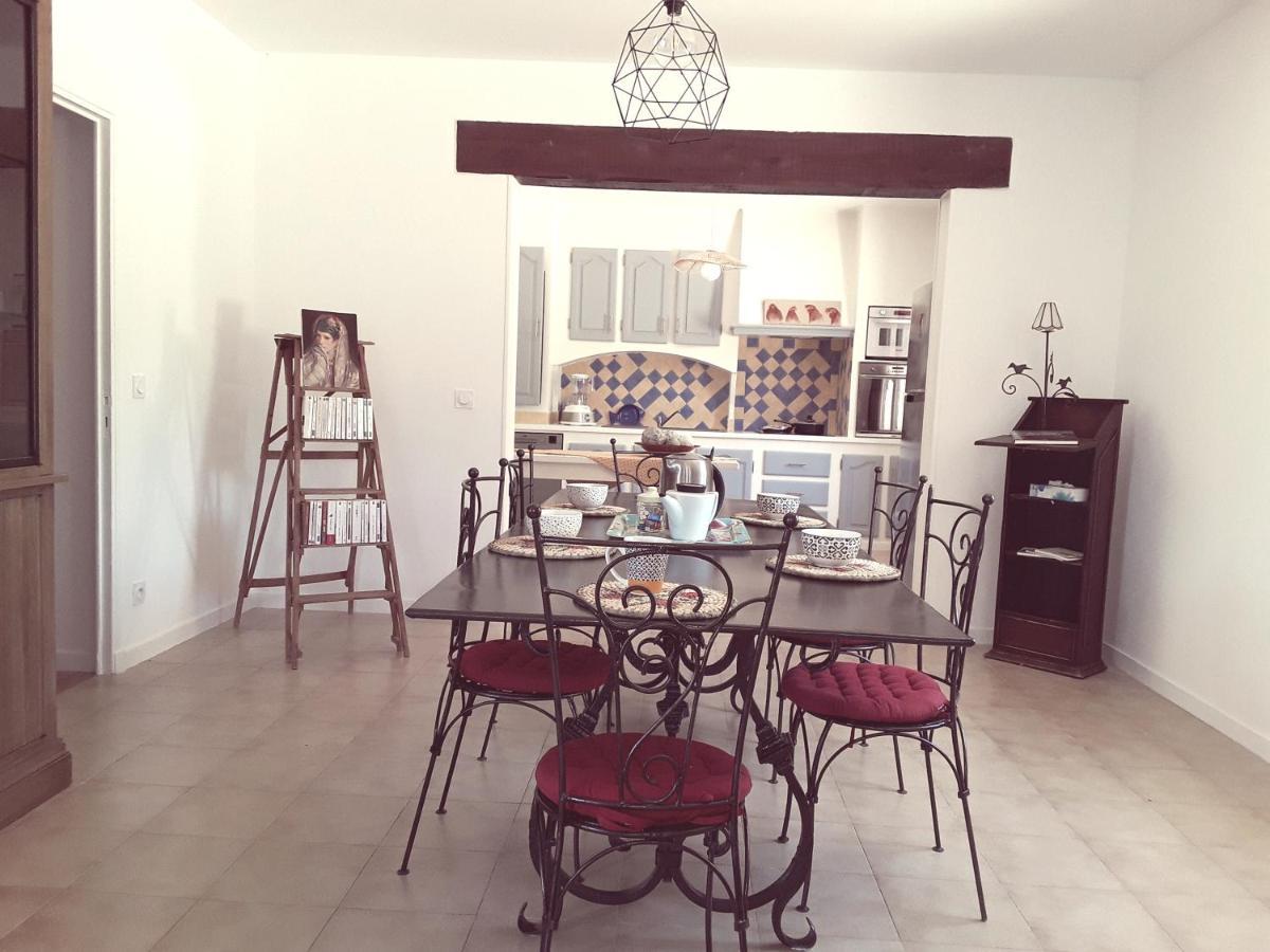 La Bonbonne En Provence Villa Travaillan ภายนอก รูปภาพ