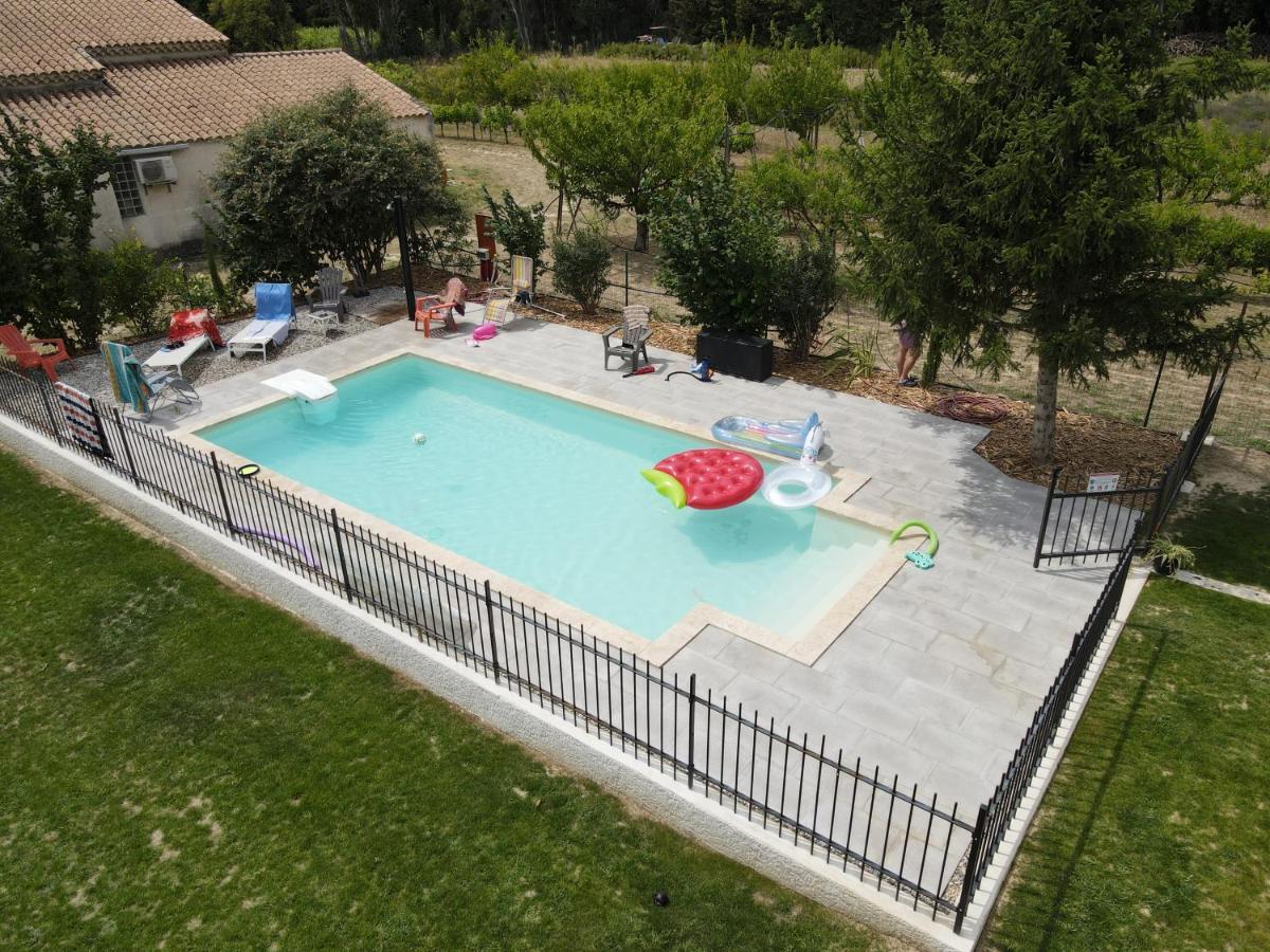 La Bonbonne En Provence Villa Travaillan ภายนอก รูปภาพ