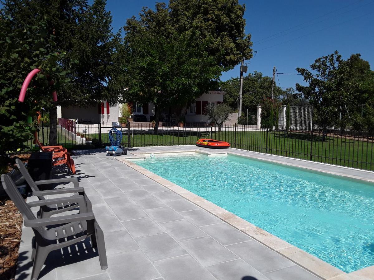La Bonbonne En Provence Villa Travaillan ภายนอก รูปภาพ