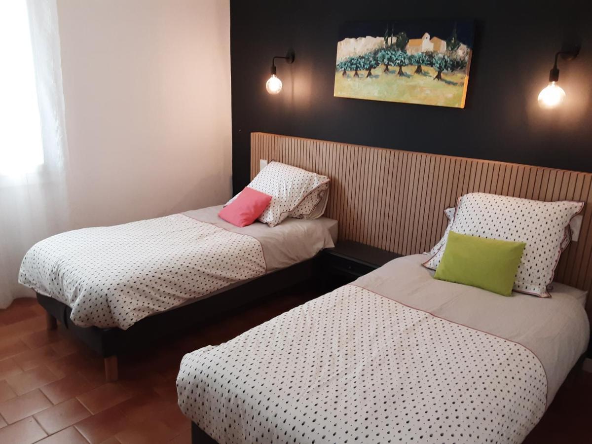 La Bonbonne En Provence Villa Travaillan ภายนอก รูปภาพ